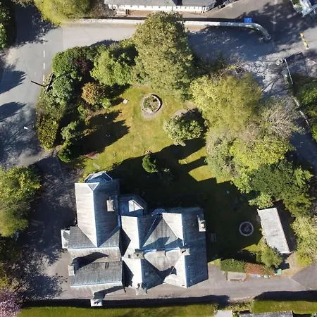 Cameron Fell At The Lairbeck Apartamento