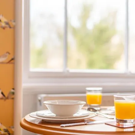 Cameron Fell At The Lairbeck